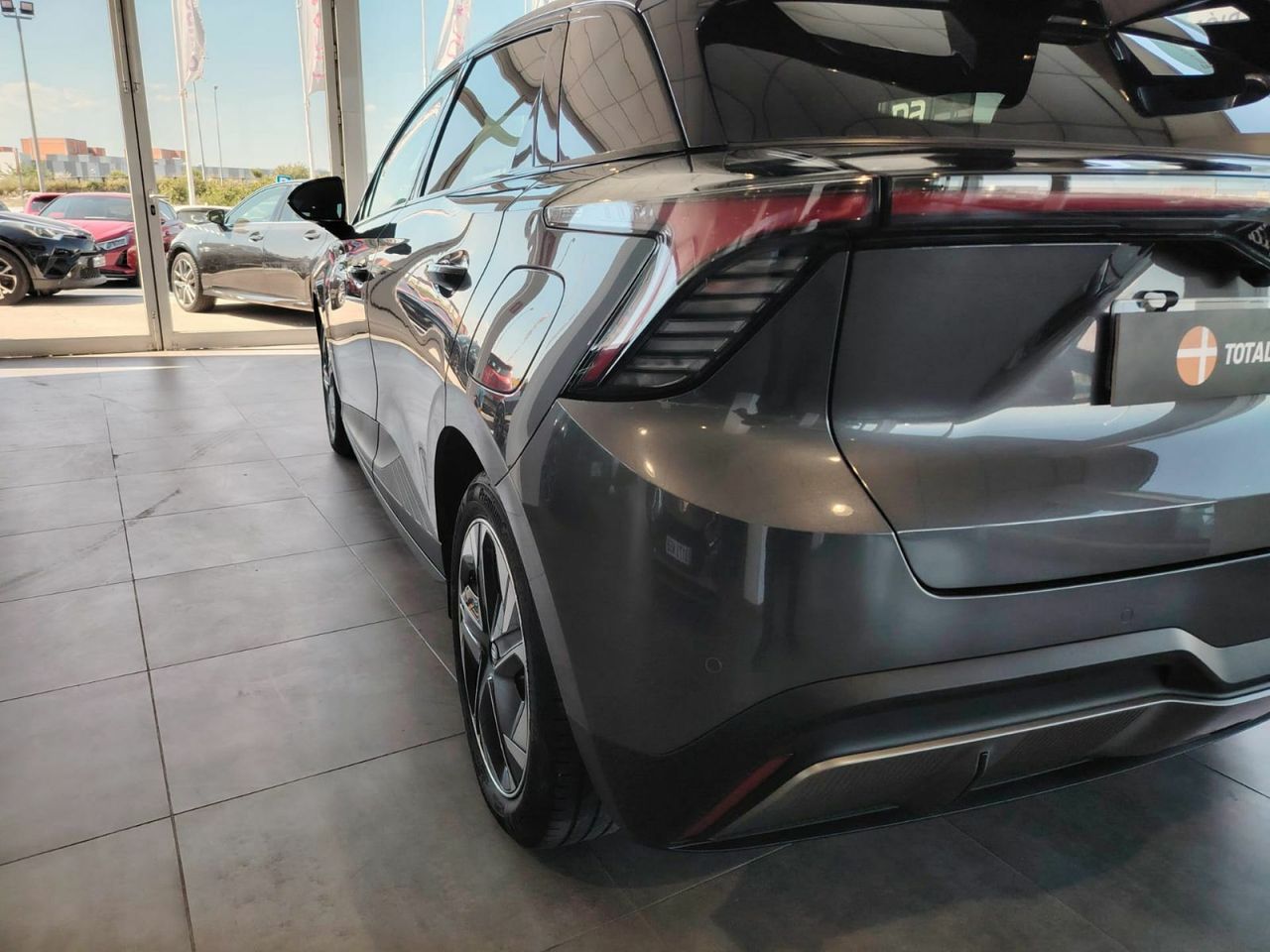 MG MG4 64kWh Luxury - Foto 11