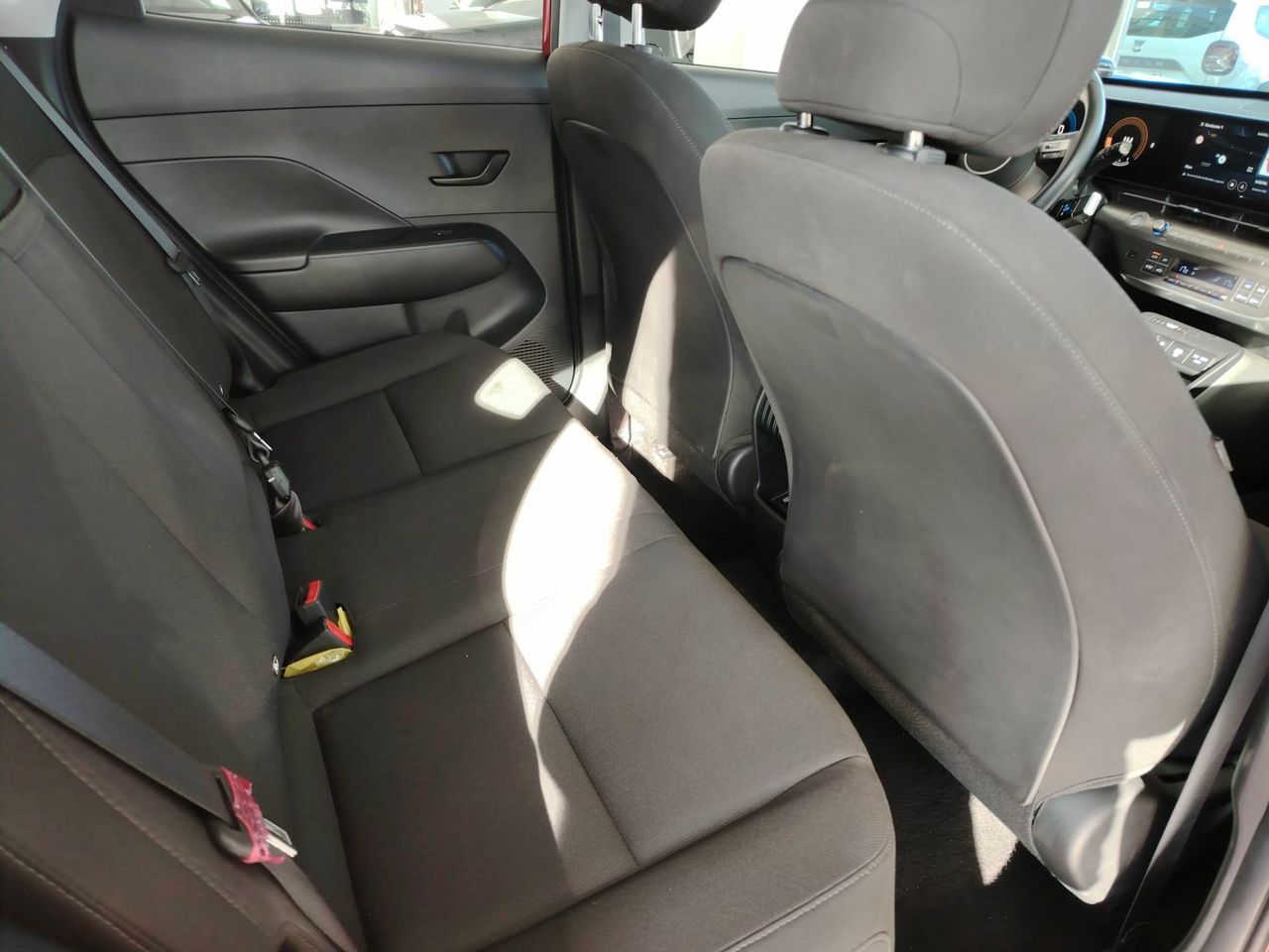 Hyundai Kona 1.6 GDI HEV Maxx DCT - Foto 35