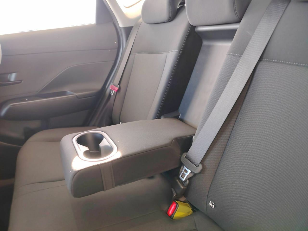 Hyundai Kona 1.6 GDI HEV Maxx DCT - Foto 17