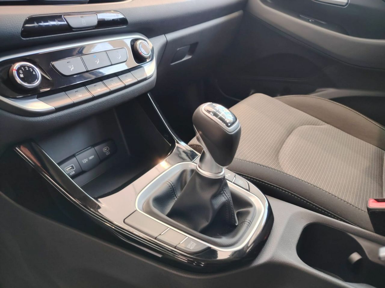 Hyundai i30 1.0 TGDI 48V Klass - Foto 22