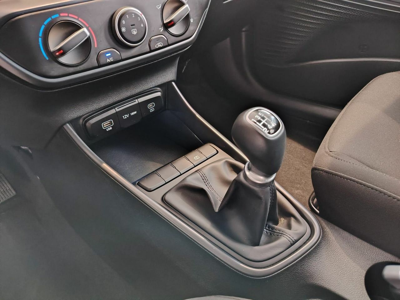 Hyundai i20 1.2 MPI Klass - Foto 26