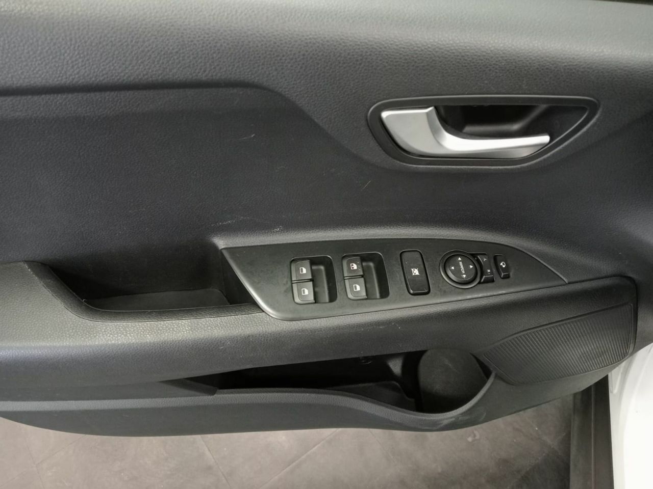 Kia Stonic 1.2 CVVT 62kW (84CV) Drive Eco-Dynamics - Foto 22