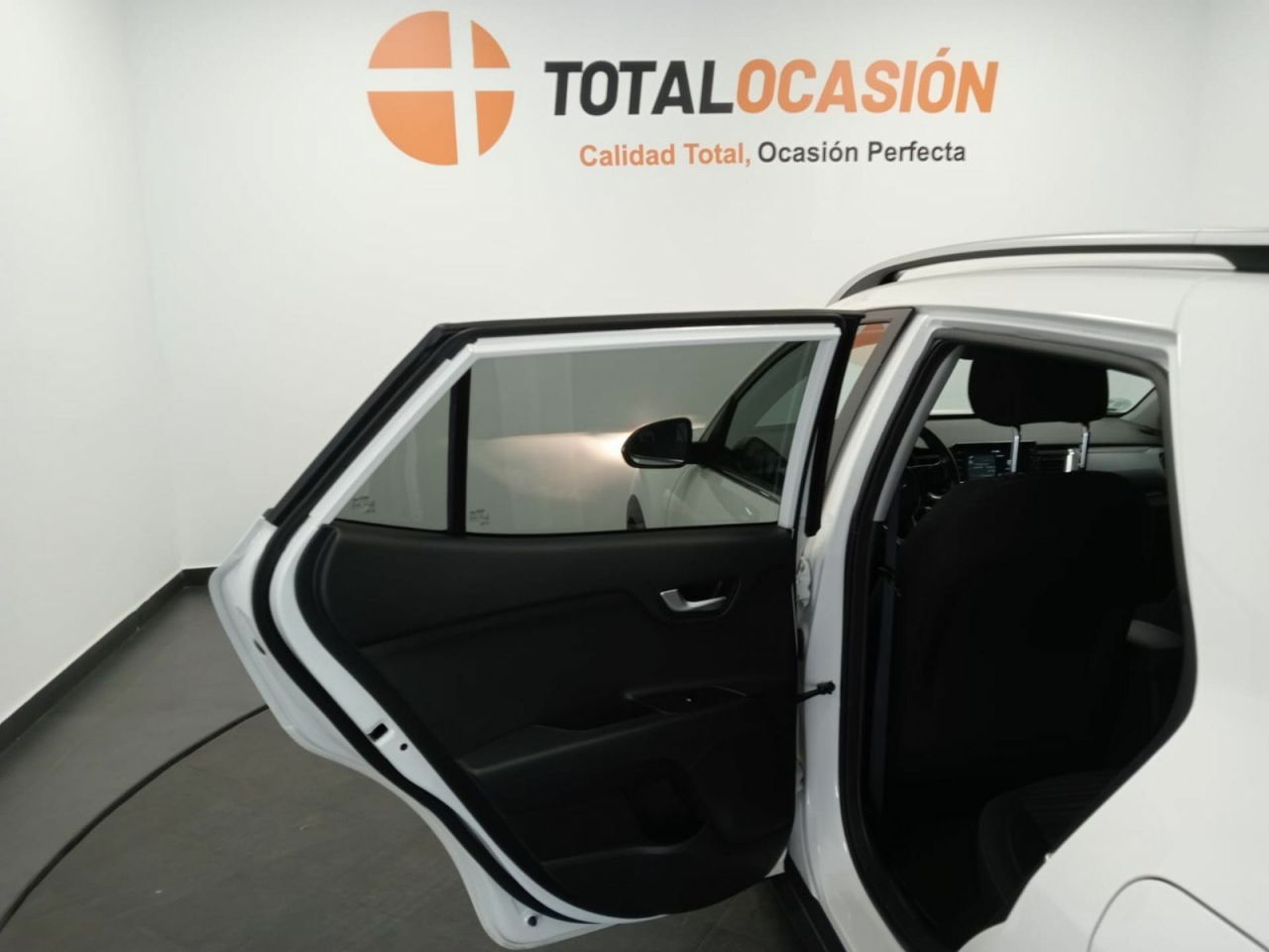 Kia Stonic 1.2 CVVT 62kW (84CV) Drive Eco-Dynamics - Foto 24