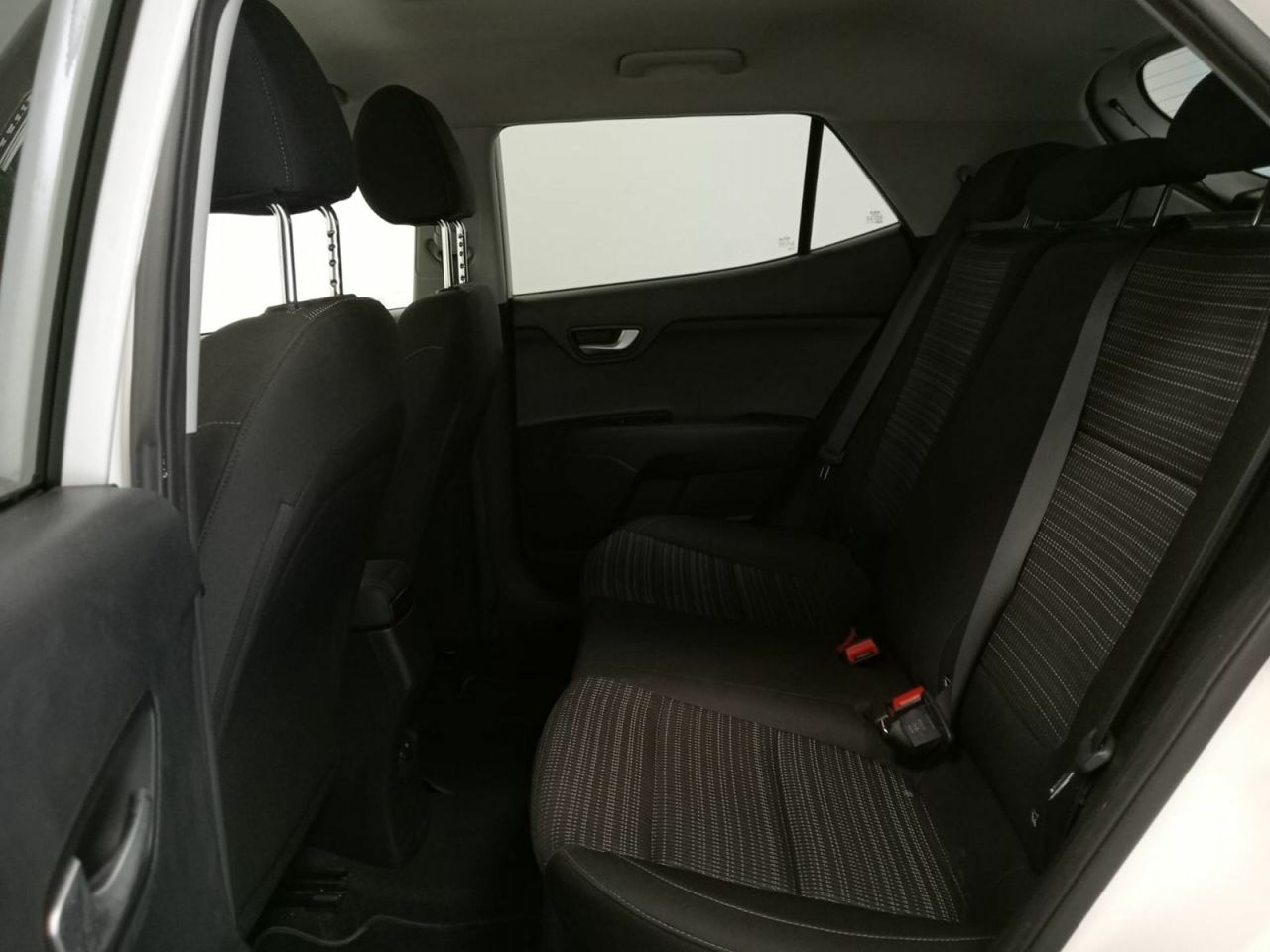Kia Stonic 1.2 CVVT 62kW (84CV) Drive Eco-Dynamics - Foto 27