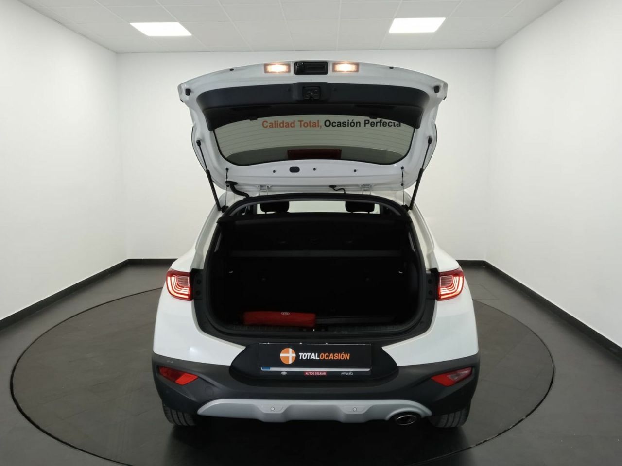 Kia Stonic 1.2 CVVT 62kW (84CV) Drive Eco-Dynamics - Foto 29