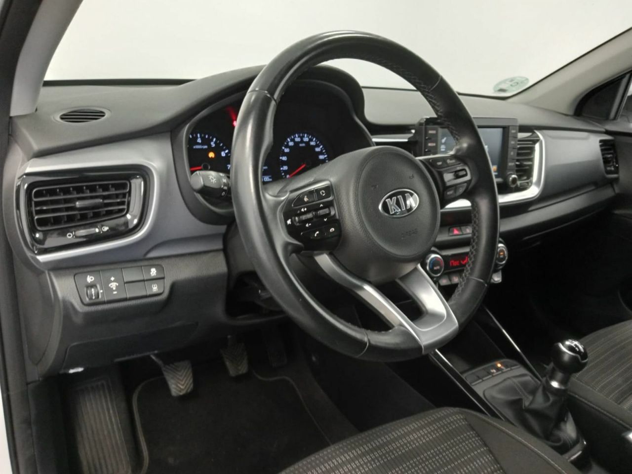 Kia Stonic 1.2 CVVT 62kW (84CV) Drive Eco-Dynamics - Foto 21