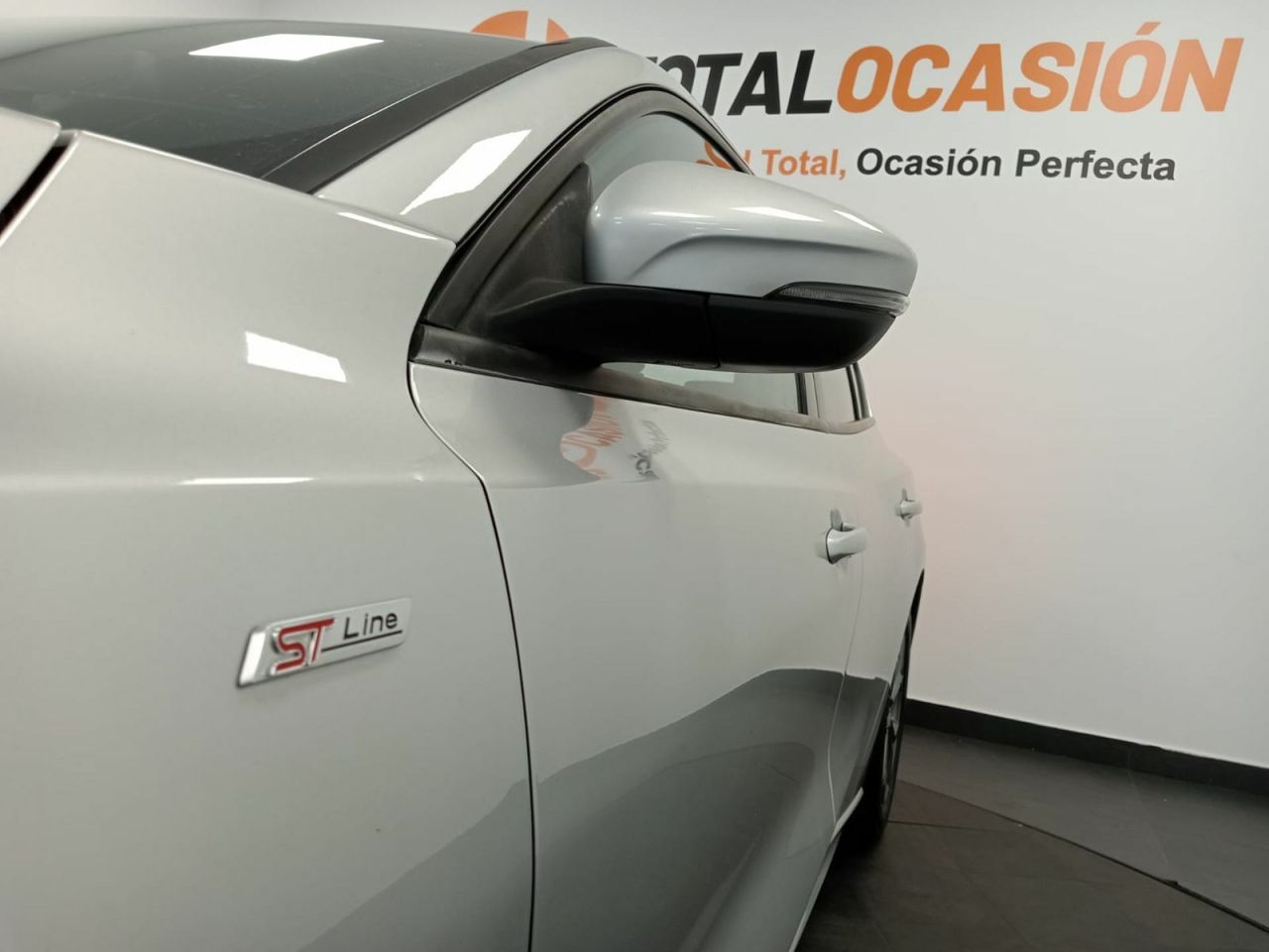 Ford Focus 1.0 Ecoboost MHEV 92kW ST-Line Auto - Foto 12
