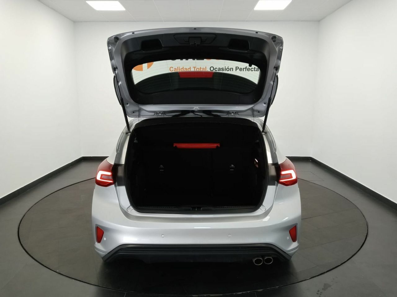 Ford Focus 1.0 Ecoboost MHEV 92kW ST-Line Auto - Foto 36
