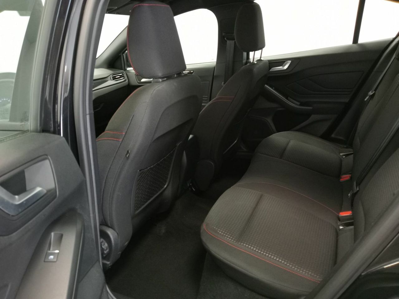 Ford Focus 1.0 Ecoboost MHEV 92kW ST-Line Auto - Foto 28