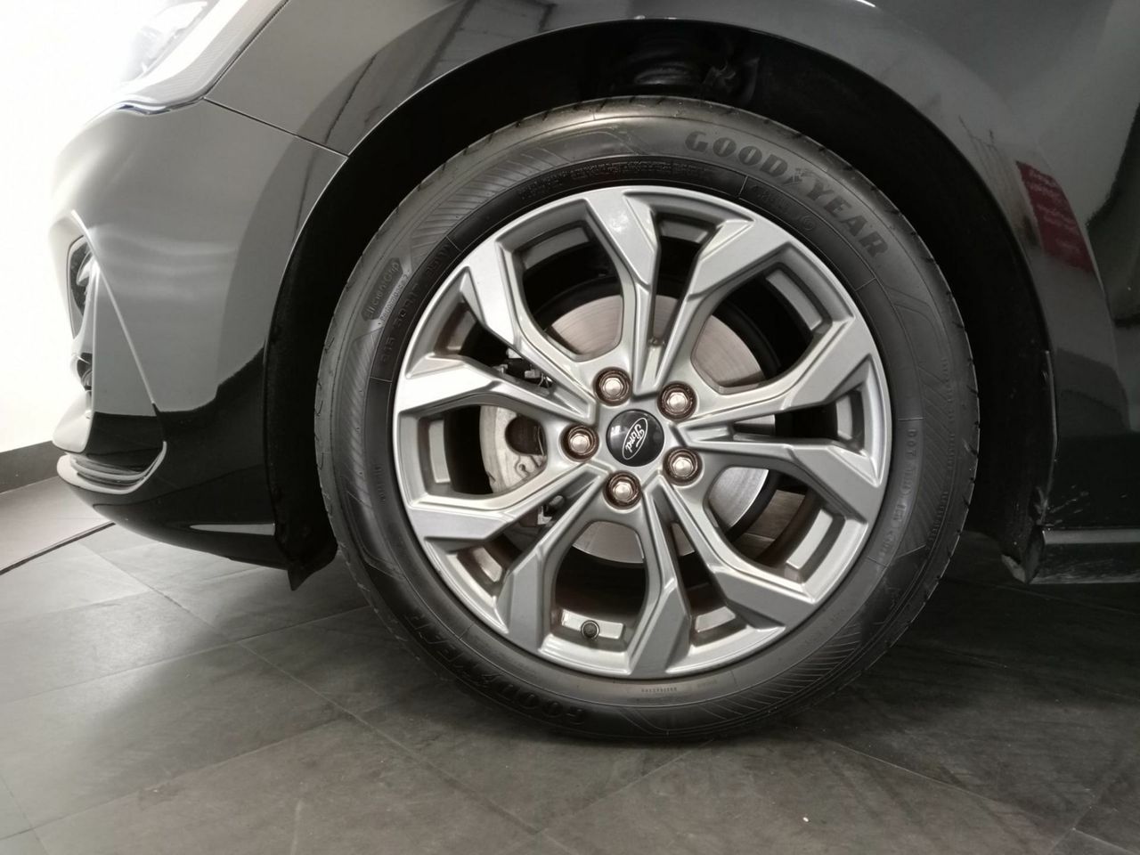 Ford Focus 1.0 Ecoboost MHEV 92kW ST-Line Auto - Foto 17