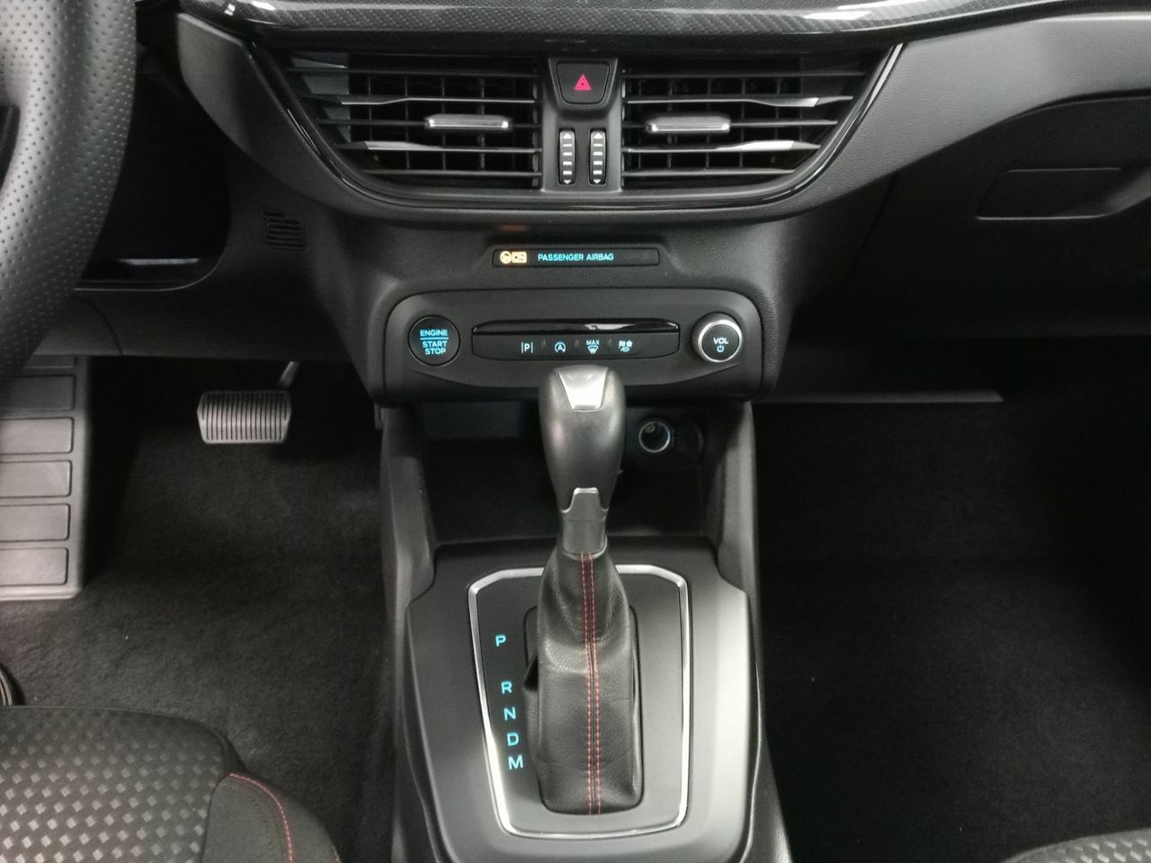 Ford Focus 1.0 Ecoboost MHEV 92kW ST-Line Auto - Foto 21