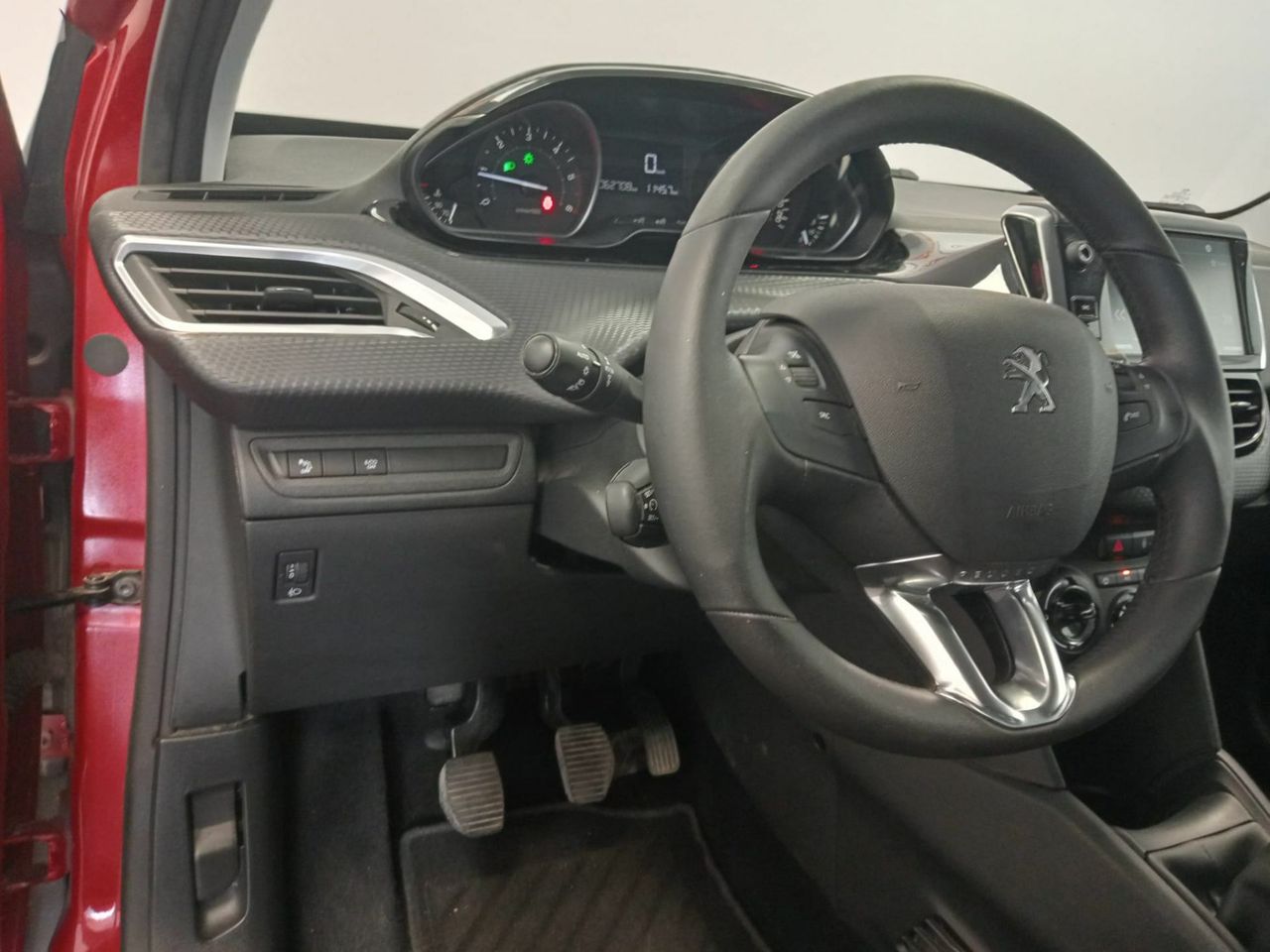 Peugeot 208 5P Signature BlueHDi 73KW (100CV) - Foto 19