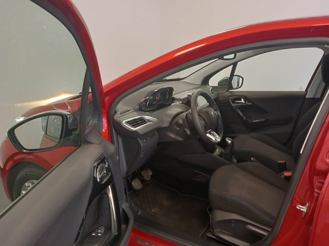 Peugeot 208 5P Signature BlueHDi 73KW (100CV) - Foto 20