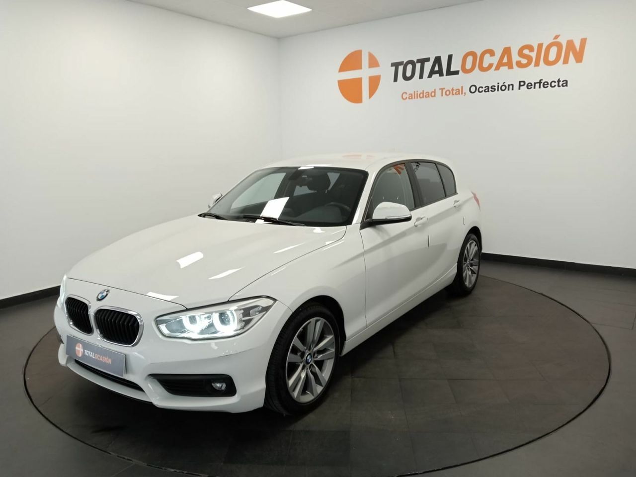 BMW Serie 1 118i - Foto 3