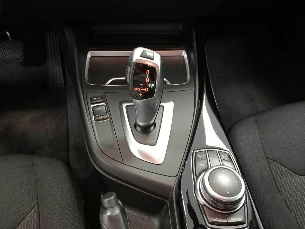 BMW Serie 1 118i - Foto 20