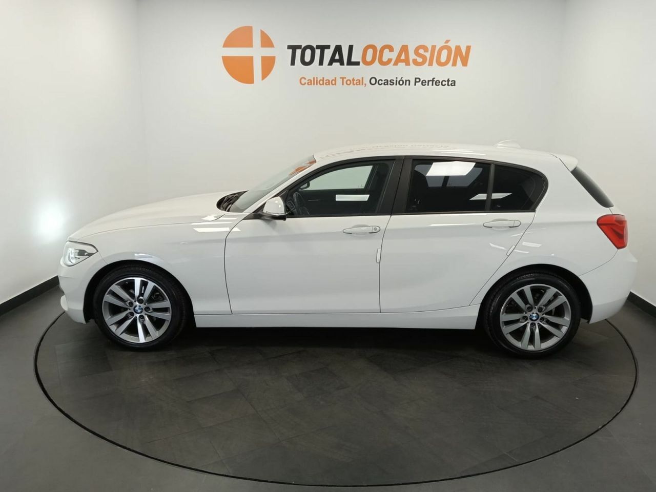 BMW Serie 1 118i - Foto 5