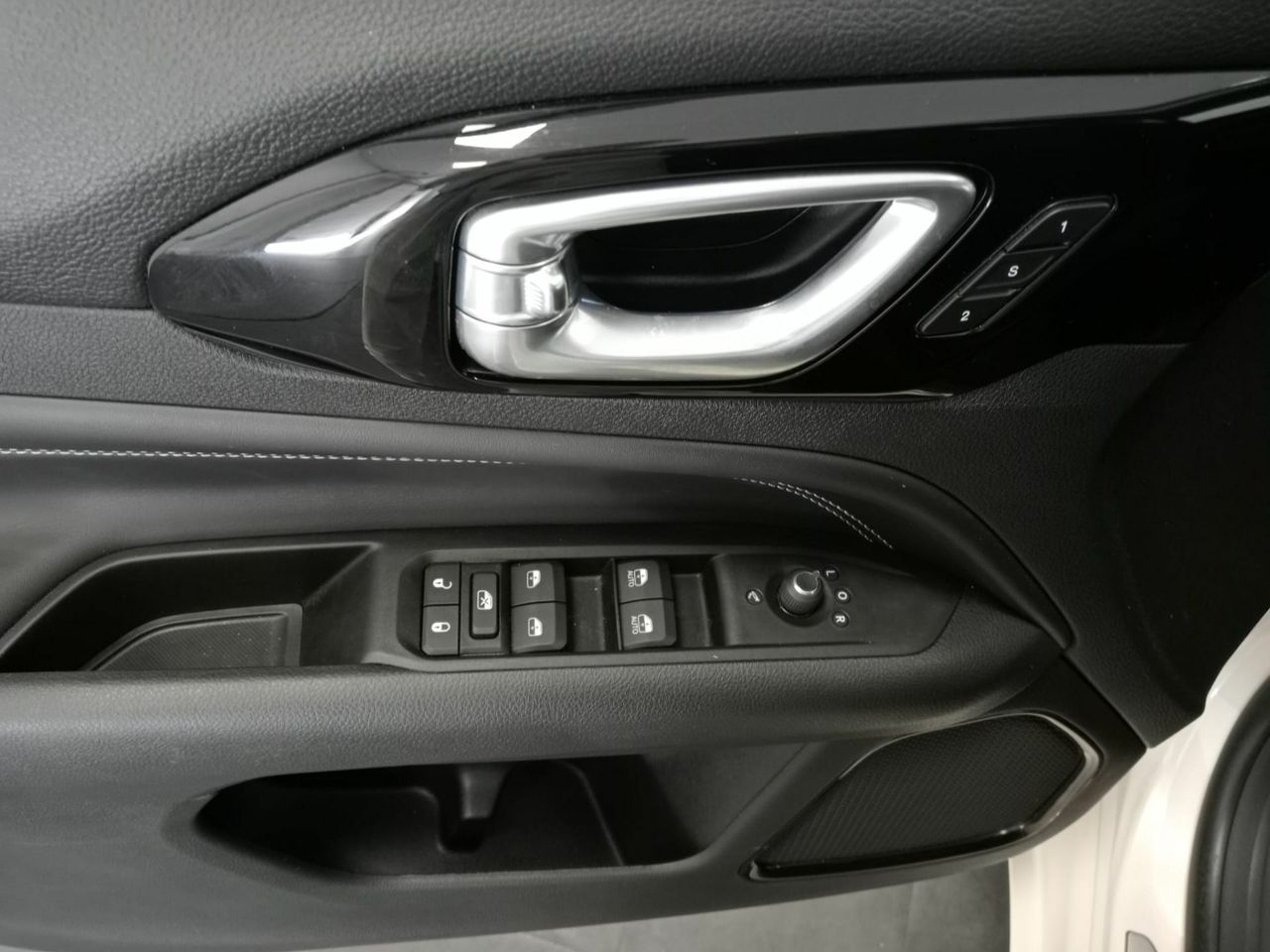 Jeep Compass 1.3 PHEV 140kW (190CV) Limited AT AWD - Foto 25