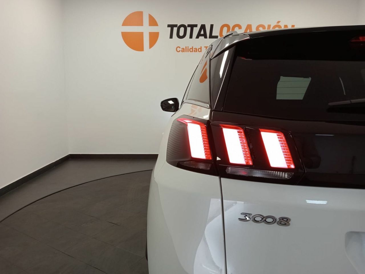 Peugeot 3008 1.5 BlueHDi 96kW (130CV) S&S Allure - Foto 22