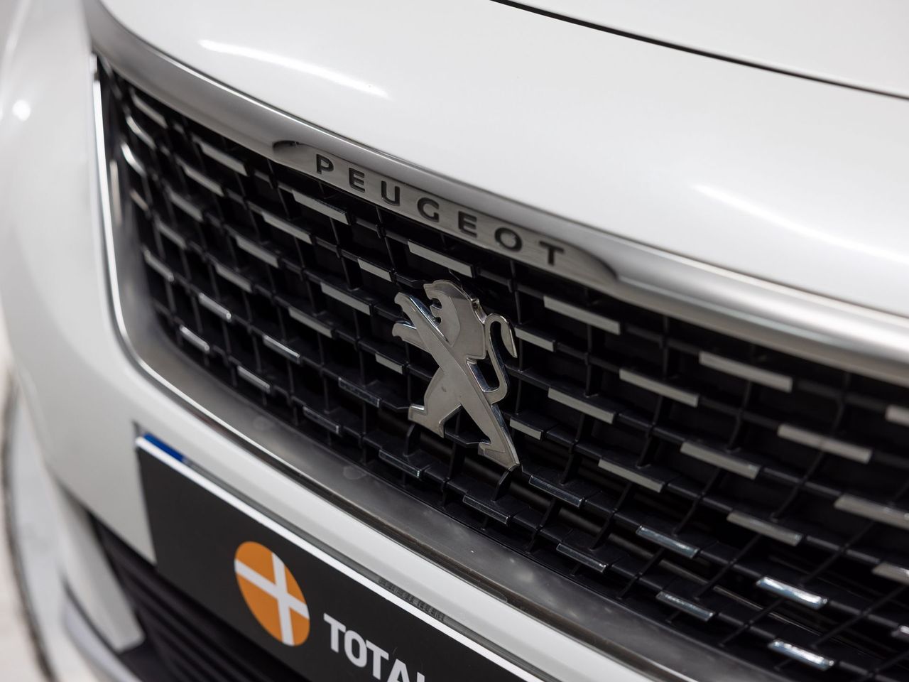 Peugeot 3008 1.5 BlueHDi 96kW (130CV) S&S Allure - Foto 13