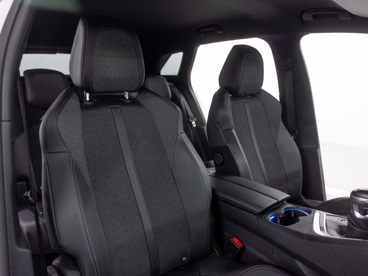 Peugeot 3008 1.5 BlueHDi 96kW (130CV) S&S Allure - Foto 25