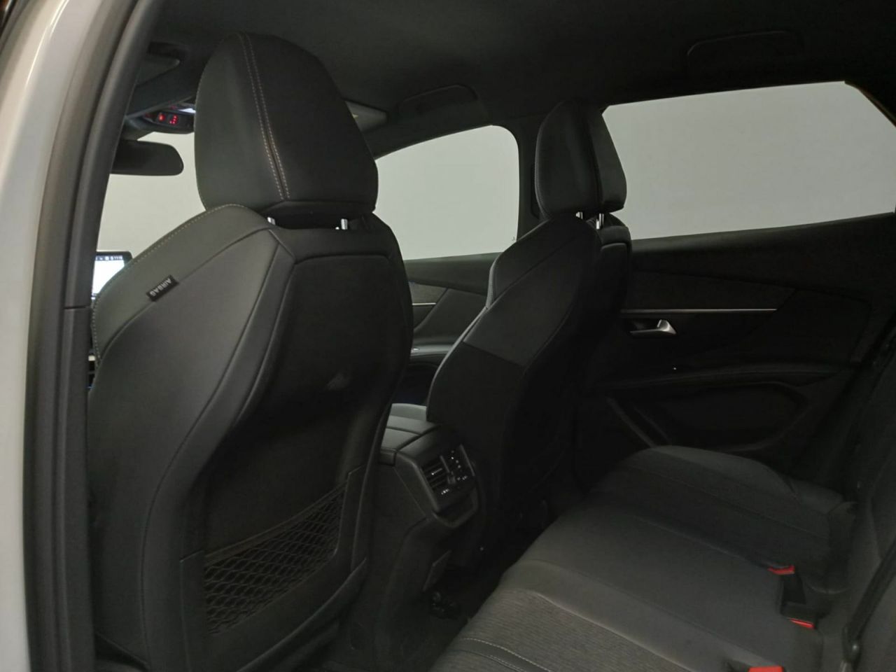 Peugeot 3008 1.5 BlueHDi 96kW (130CV) S&S Allure - Foto 27