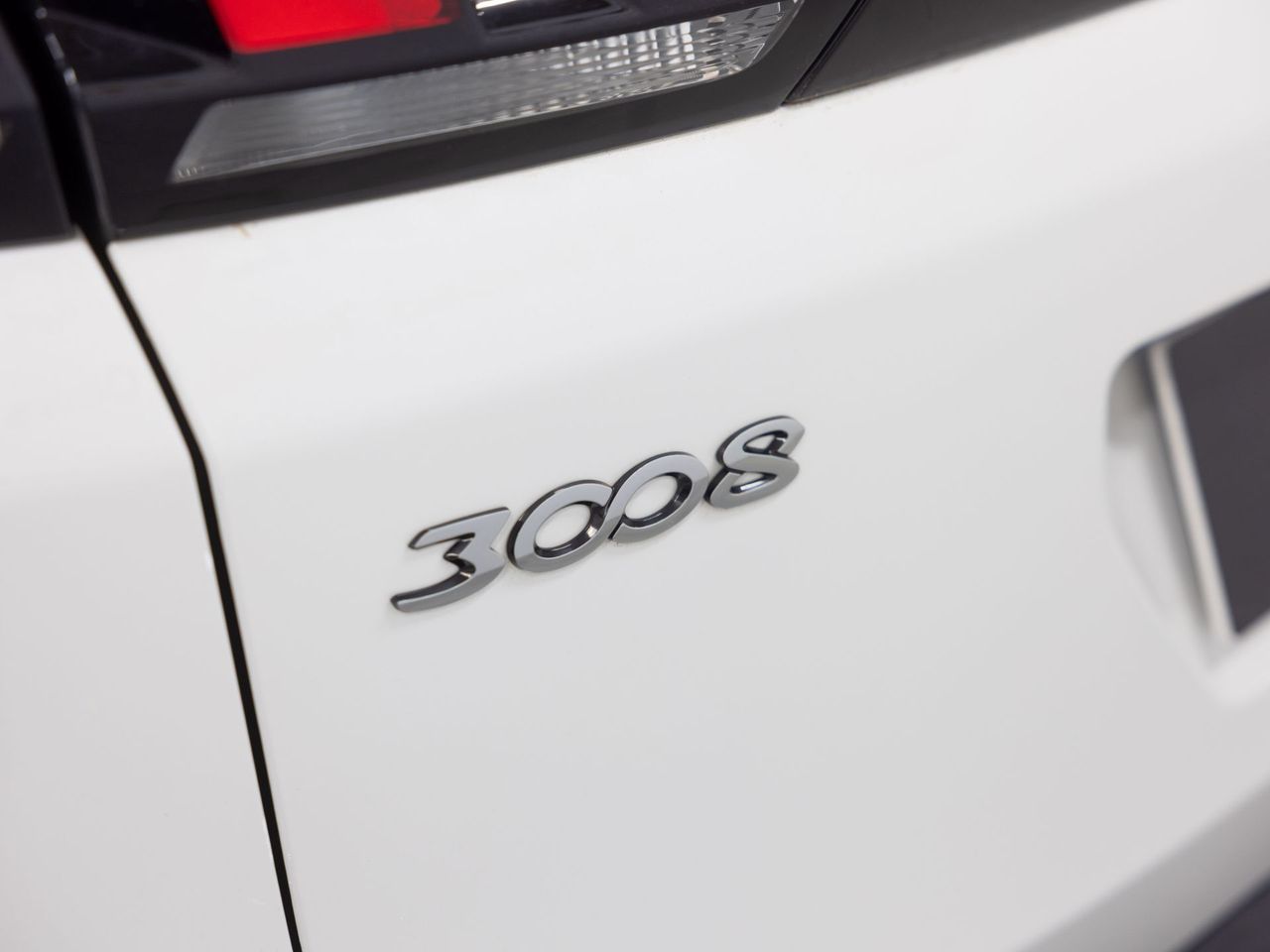 Peugeot 3008 1.5 BlueHDi 96kW (130CV) S&S Allure - Foto 12