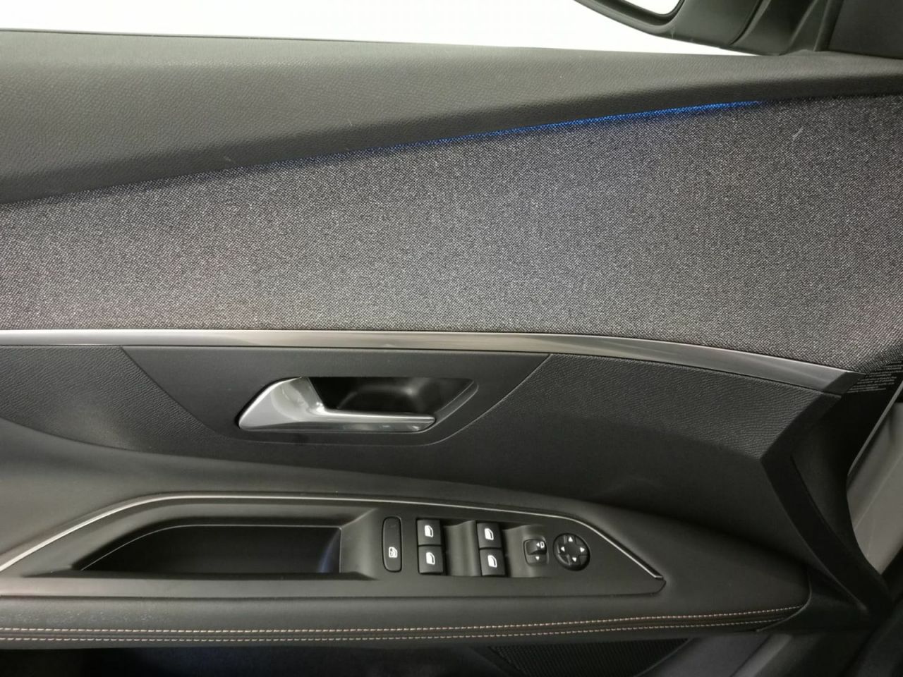 Peugeot 3008 1.5 BlueHDi 96kW (130CV) S&S Allure - Foto 33