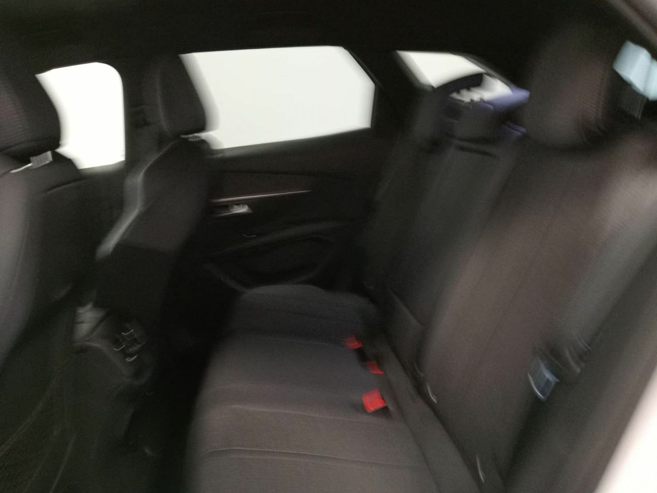 Peugeot 3008 1.5 BlueHDi 96kW (130CV) S&S Allure - Foto 23