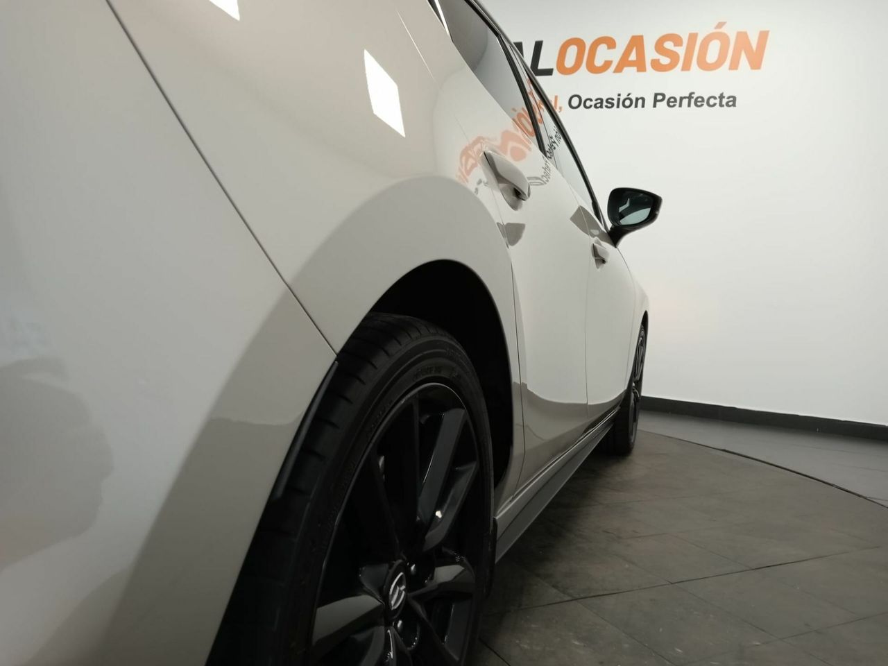 Mazda 3 2.0 e-SKYACTIV-G 88KW HOMURA - Foto 10