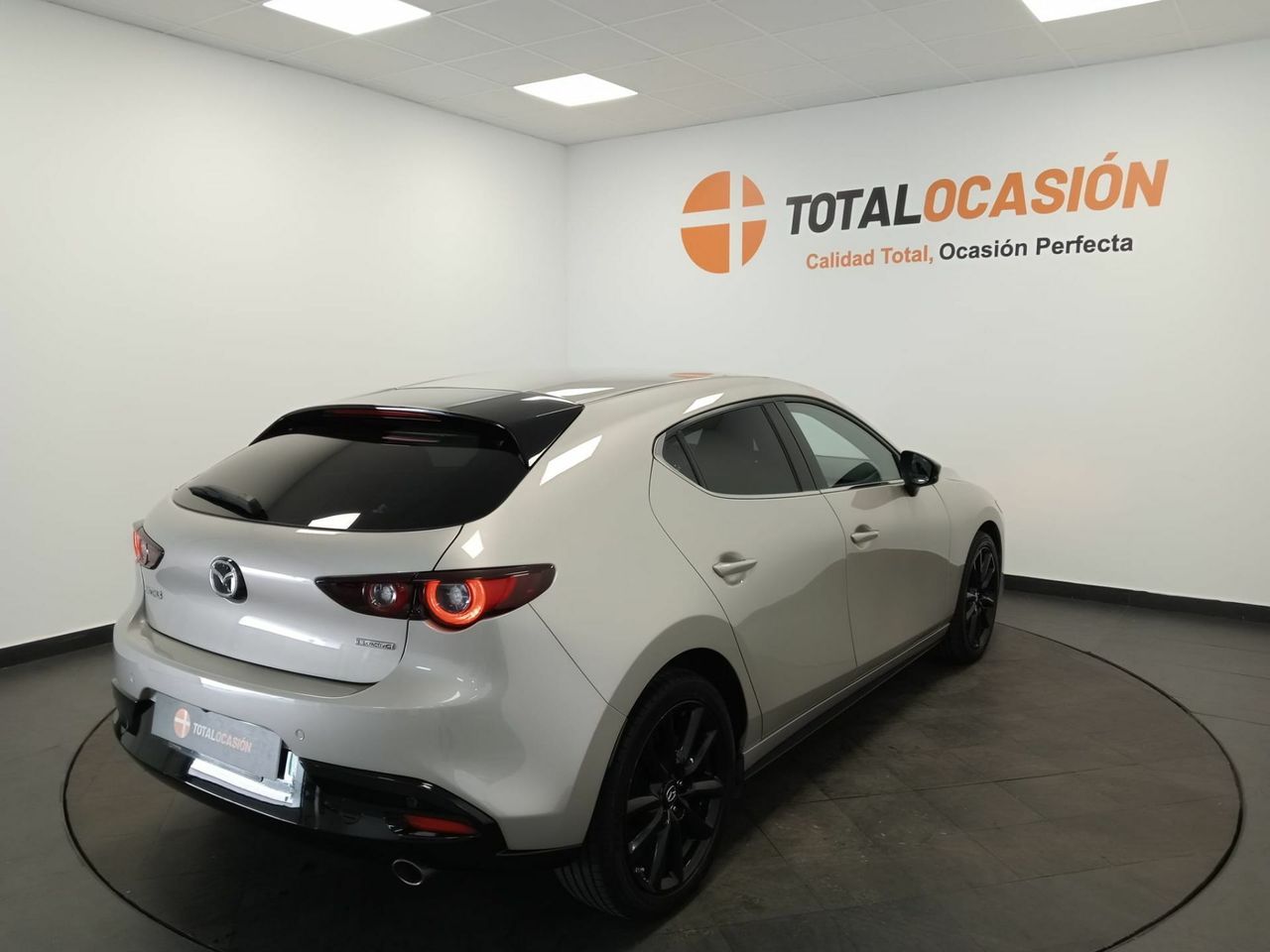 Mazda 3 2.0 e-SKYACTIV-G 88KW HOMURA - Foto 8