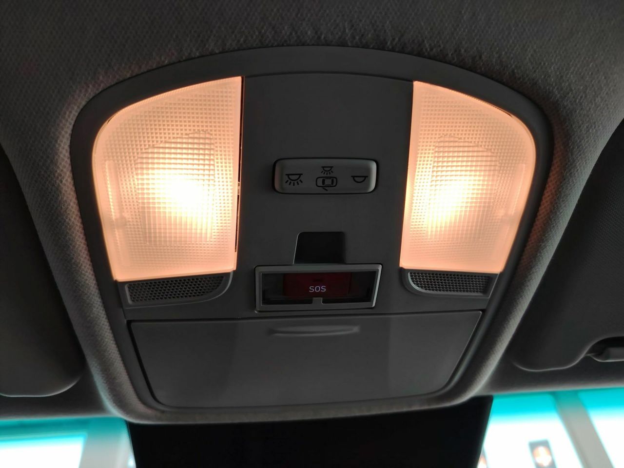 Hyundai Kona 1.6 GDI HEV Maxx DCT - Foto 30