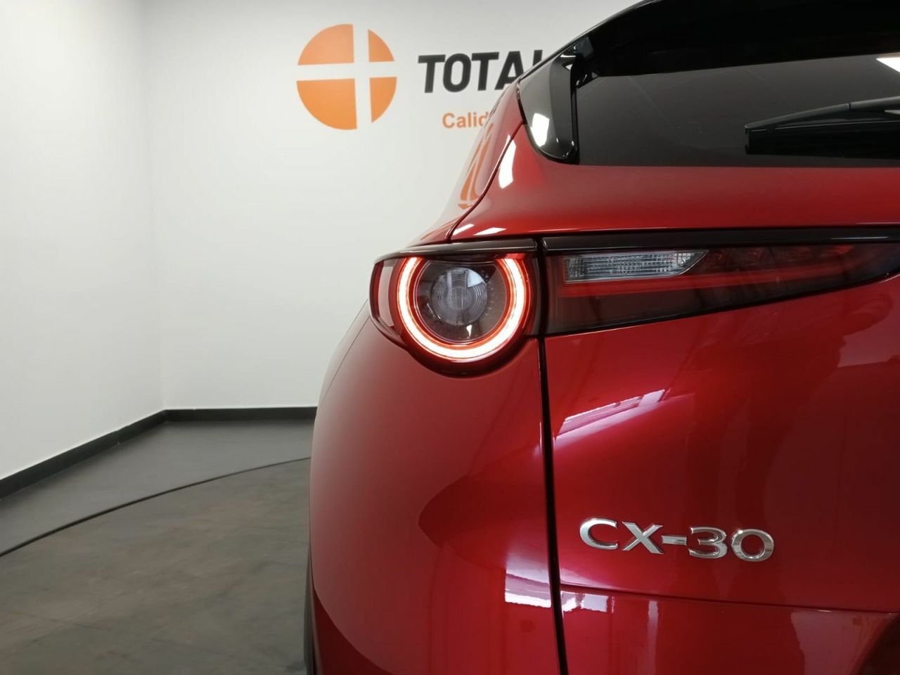Mazda CX-30 e-SKYACTIV-G 2.0 90 kW 2WD AT Evolution - Foto 34
