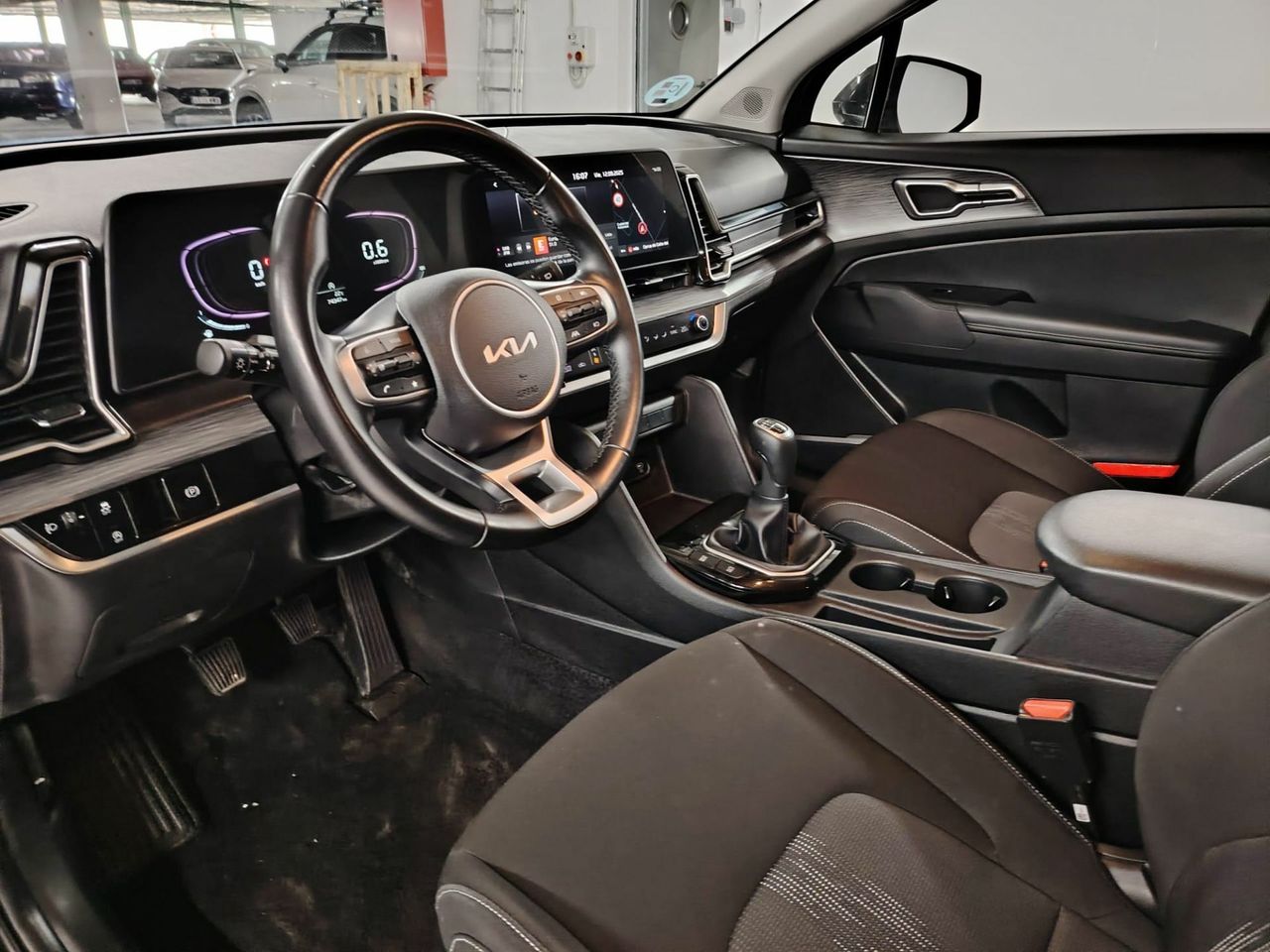 Kia Sportage 1.6 T-GDi 110kW (150CV) Drive 4x2 - Foto 30