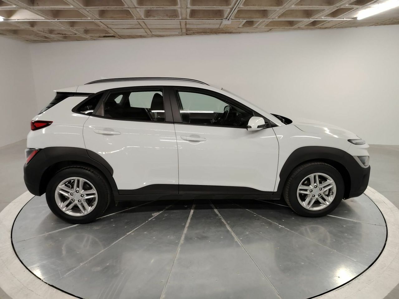 Hyundai Kona 1.0 TGDI Maxx 4X2 DCT - Foto 5