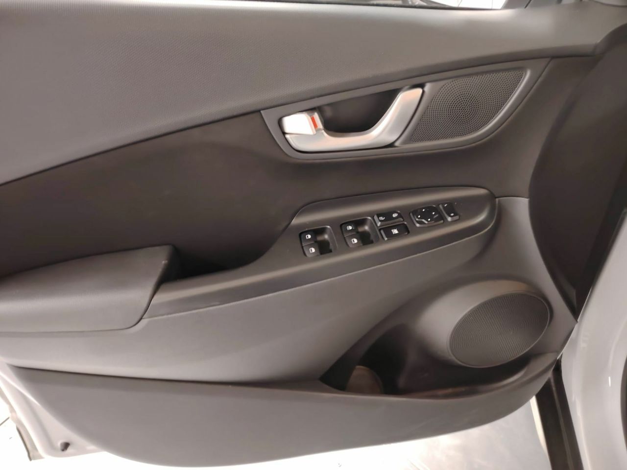 Hyundai Kona 1.0 TGDI Maxx 4X2 DCT - Foto 38
