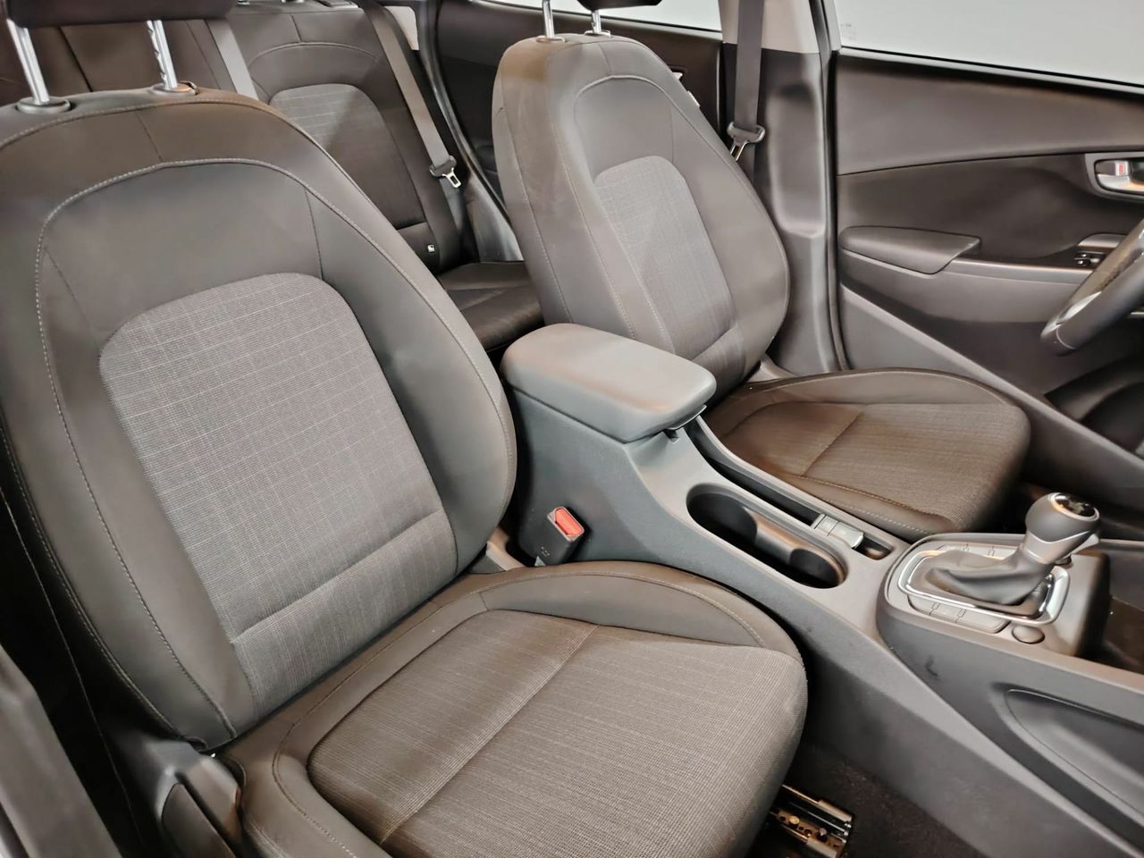 Hyundai Kona 1.0 TGDI Maxx 4X2 DCT - Foto 39
