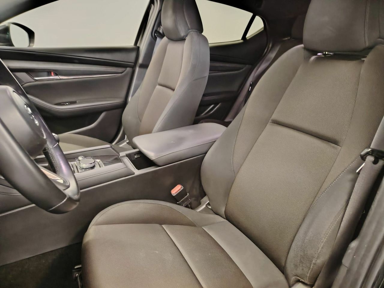 Mazda 3 2.0 e-SKYACTIV-G 88KW EVOLUTION - Foto 23