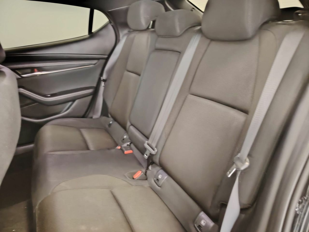 Mazda 3 2.0 e-SKYACTIV-G 88KW EVOLUTION - Foto 18