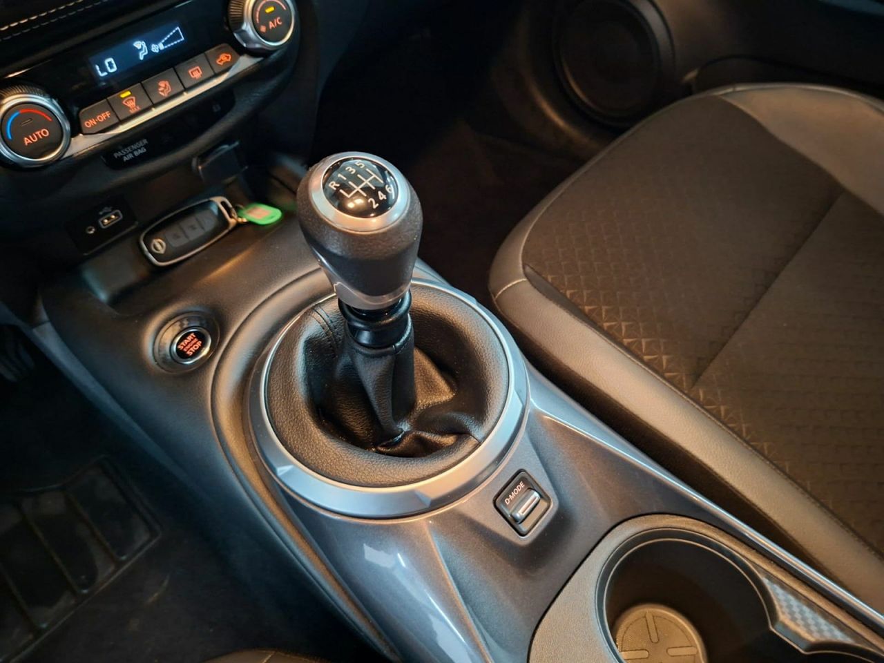 Nissan Juke DIG-T 84 kW (114 CV) 6M/T N-Connecta - Foto 37