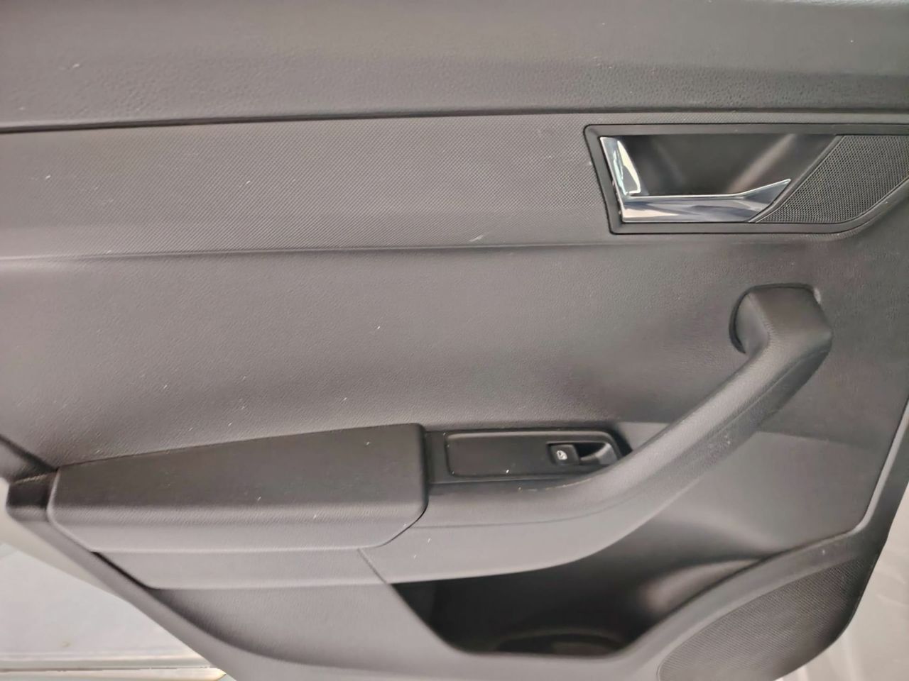 Skoda Fabia 1.0 TSI 70KW (95cv) Ambition Plus - Foto 33