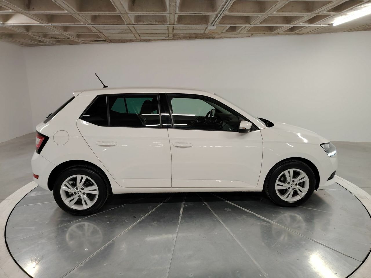 Skoda Fabia 1.0 TSI 70KW (95cv) Ambition Plus - Foto 5