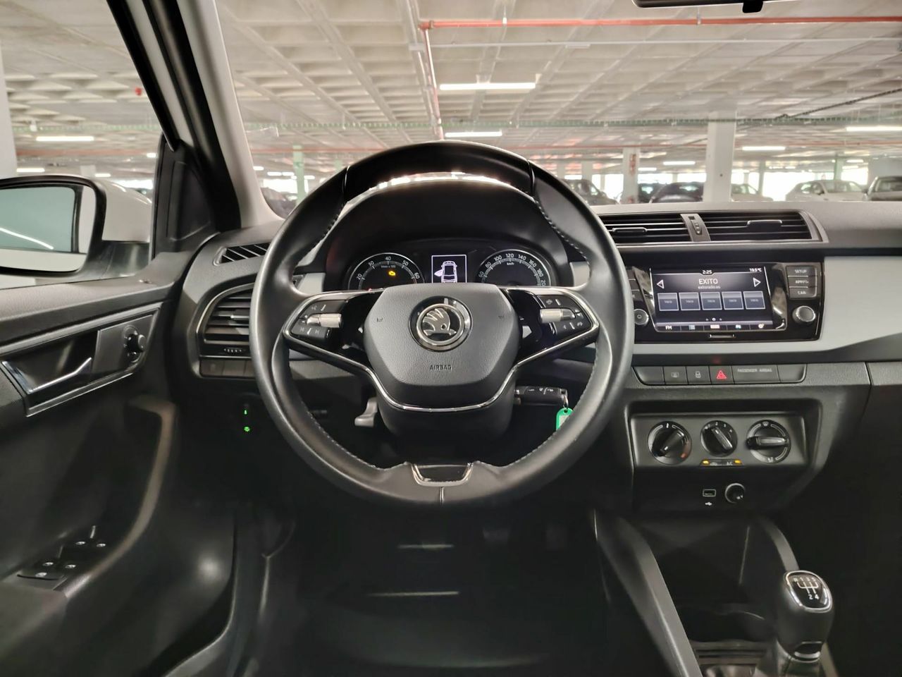 Skoda Fabia 1.0 TSI 70KW (95cv) Ambition Plus - Foto 25