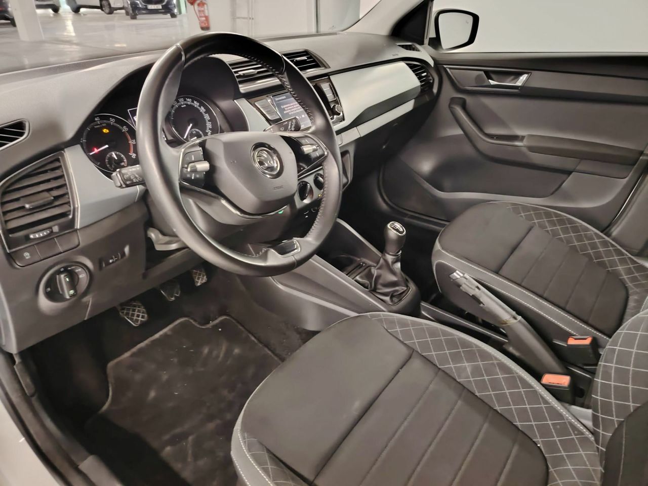 Skoda Fabia 1.0 TSI 70KW (95cv) Ambition Plus - Foto 28