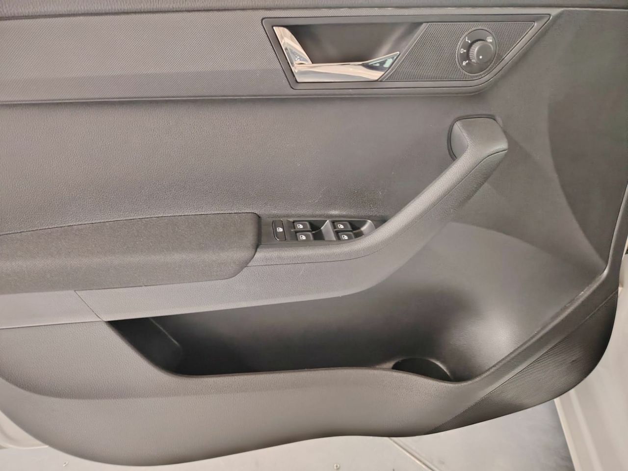 Skoda Fabia 1.0 TSI 70KW (95cv) Ambition Plus - Foto 12