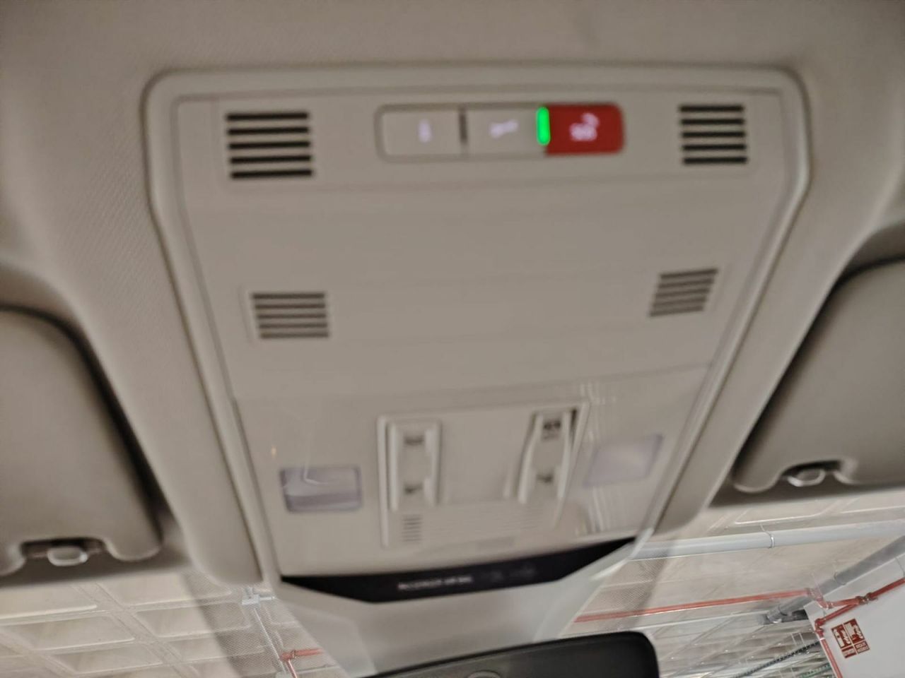 Volkswagen T-Roc Advance 1.0 TSI 81kW (110CV) - Foto 39