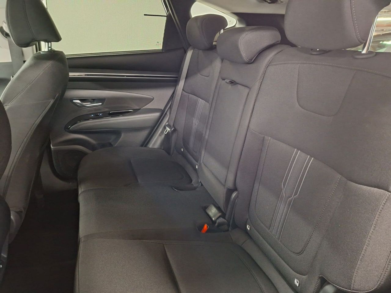 Hyundai Tucson 1.6 TGDI 169kW HEV Tecno Auto 2C - Foto 31