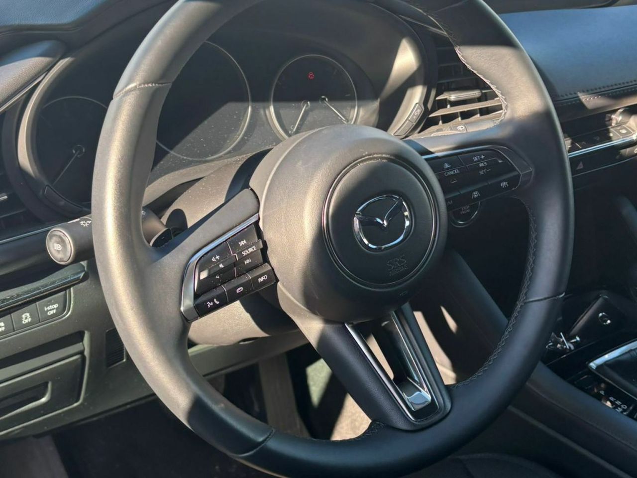 Mazda 3 e-SKYACTIV-G 110KW EXCLUSIV-LINE PLUS AT - Foto 9
