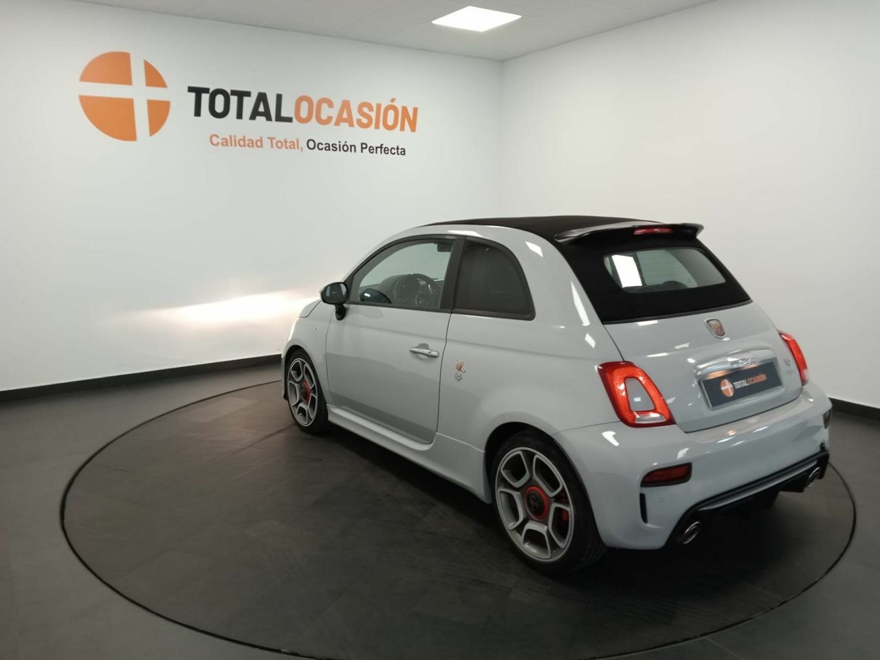 Abarth 500 595C Turismo 1.4 16v T-Jet 121kW E6D - Foto 8
