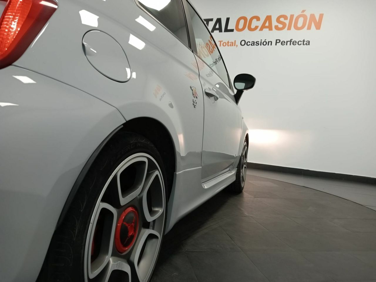 Abarth 500 595C Turismo 1.4 16v T-Jet 121kW E6D - Foto 30