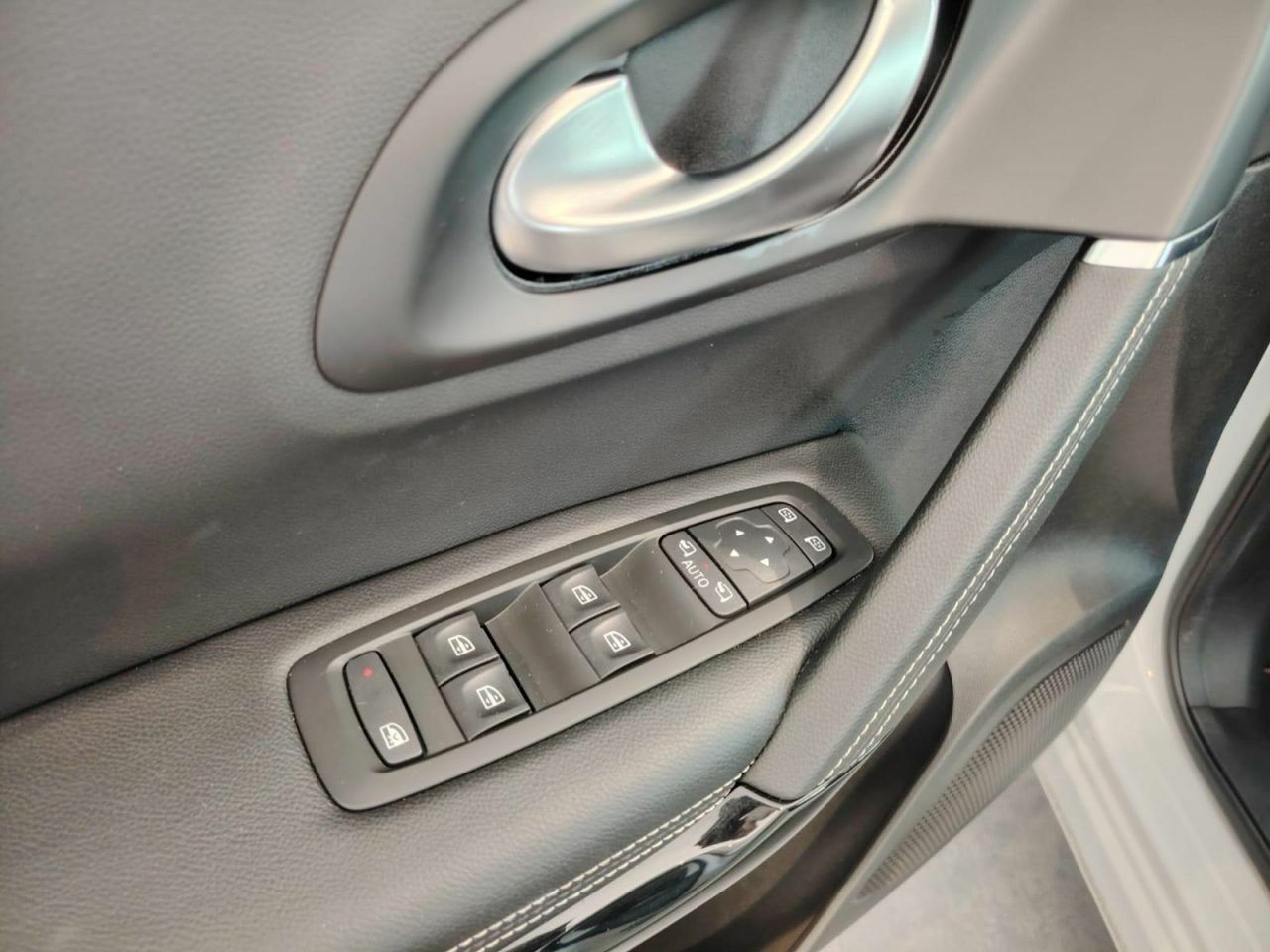 Renault Kadjar Limited GPF TCe 103kW (140CV) - Foto 23